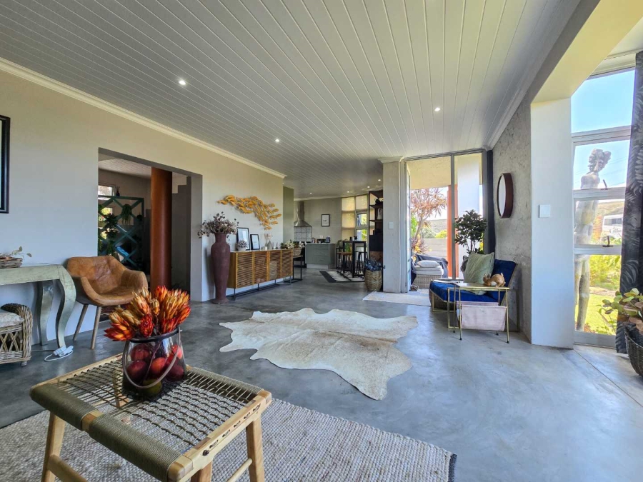 3 Bedroom Property for Sale in Stilbaai Wes Western Cape